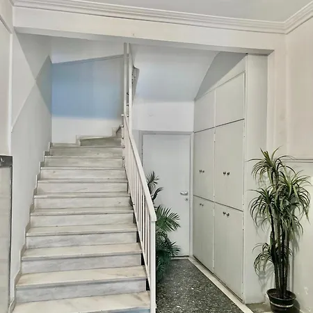 S Apartman *